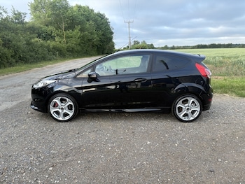 Used Ford Fiesta 2013 for sale - 78984599: Photo