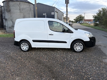 Used Citroen Berlingo 2018 for sale - 76008470: Photo