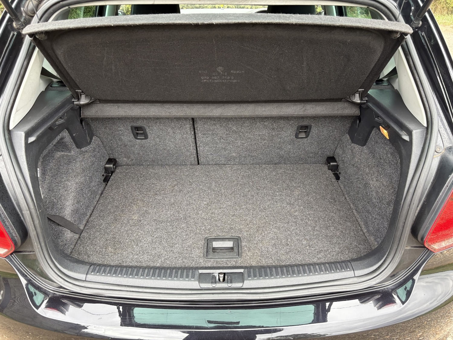 Used Volkswagen Polo 2011 for sale - 76086210: Photo 19