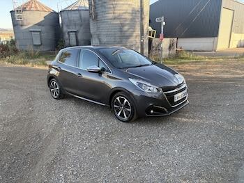 Used Peugeot 208 2019 for sale - 79474273: Photo