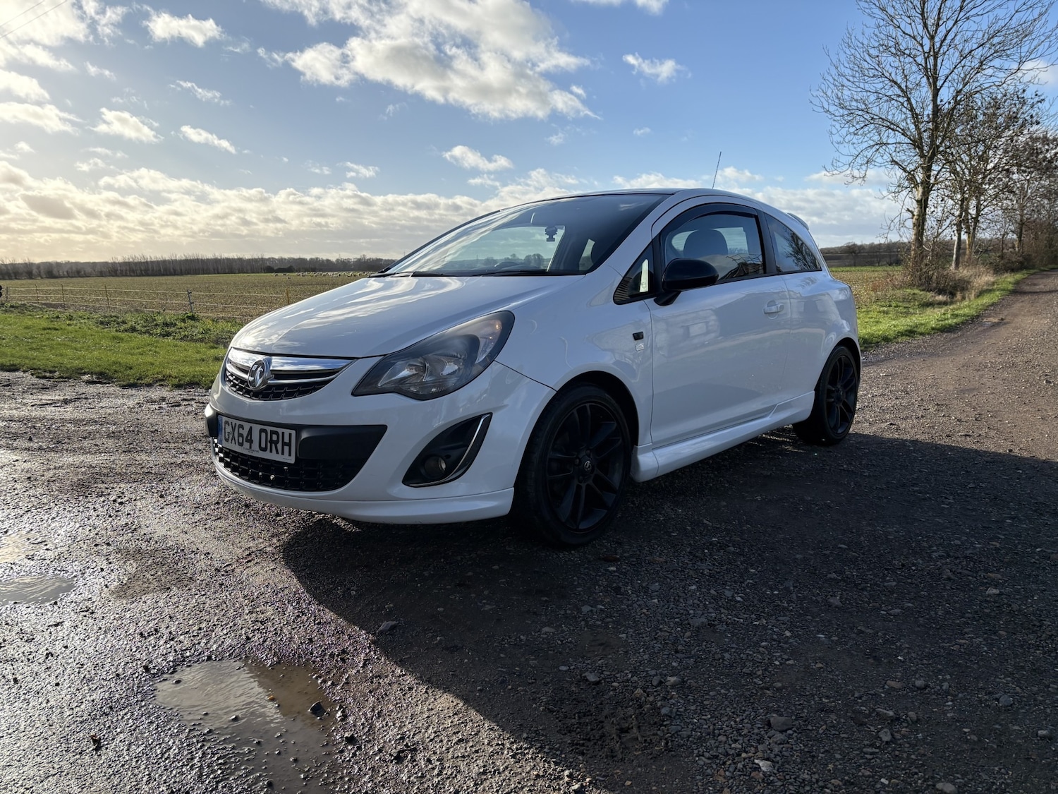 Used Vauxhall Corsa 2014 for sale - 76669899: Photo 2