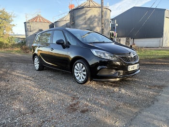 Used Vauxhall Zafira 2017 for sale - 79748147: Photo