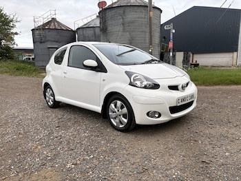 Used Toyota AYGO 2011 for sale - 78694247: Photo