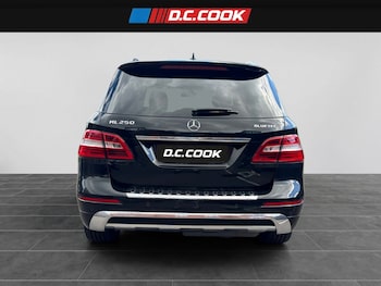 Used Mercedes-Benz M Class 2015 for sale - 78889086: Photo