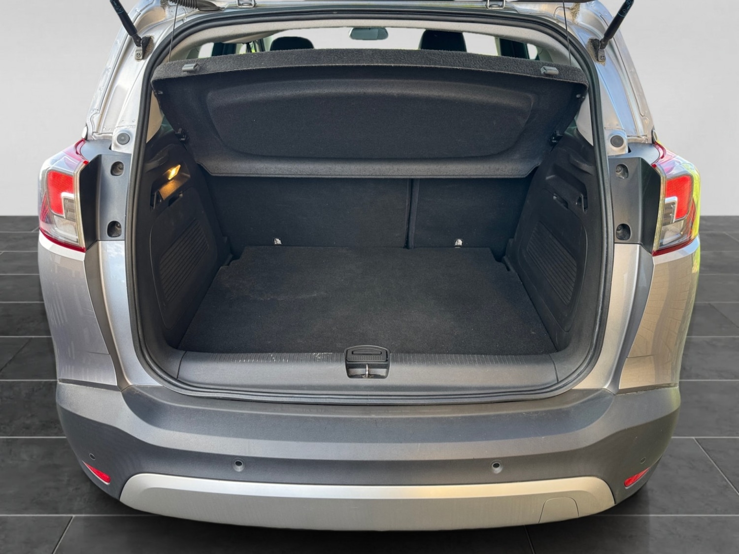 Used Vauxhall Crossland X 2019 for sale - 78031671: Photo 8