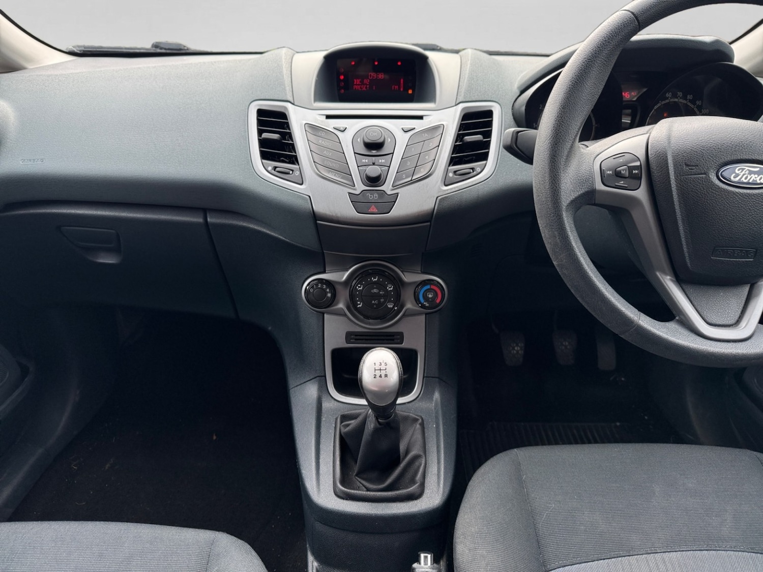 Used Ford Fiesta 2010 for sale - 78182883: Photo 10