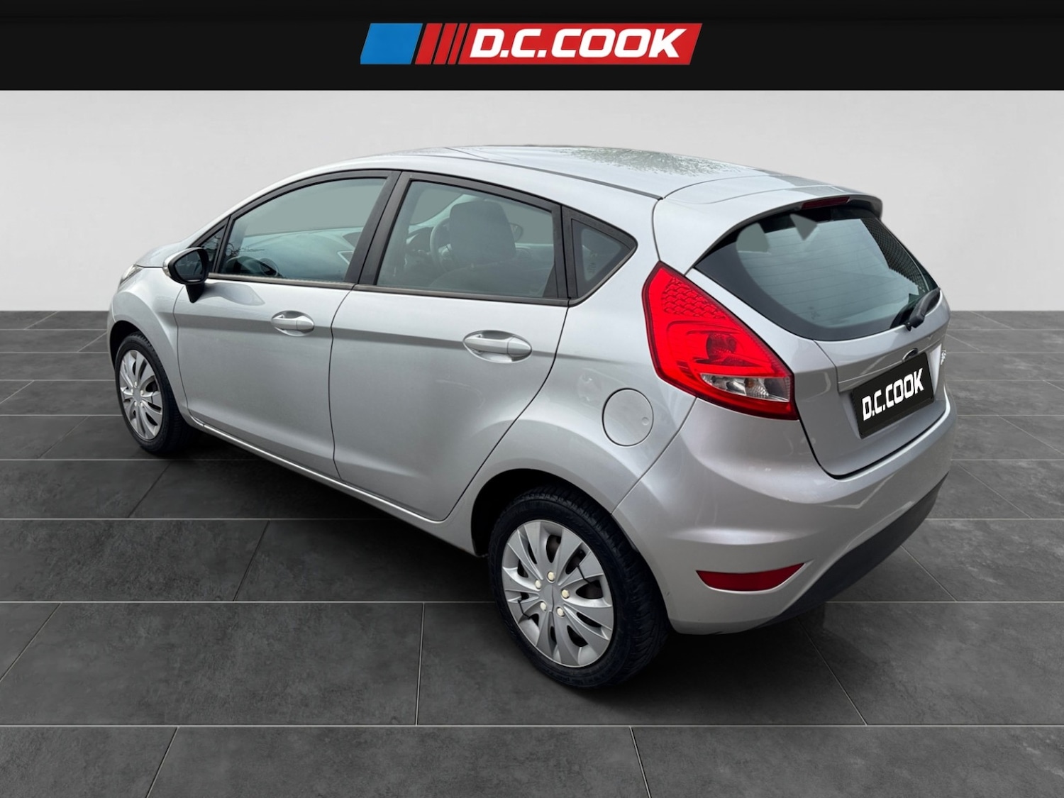 Used Ford Fiesta 2010 for sale - 78182883: Photo 3