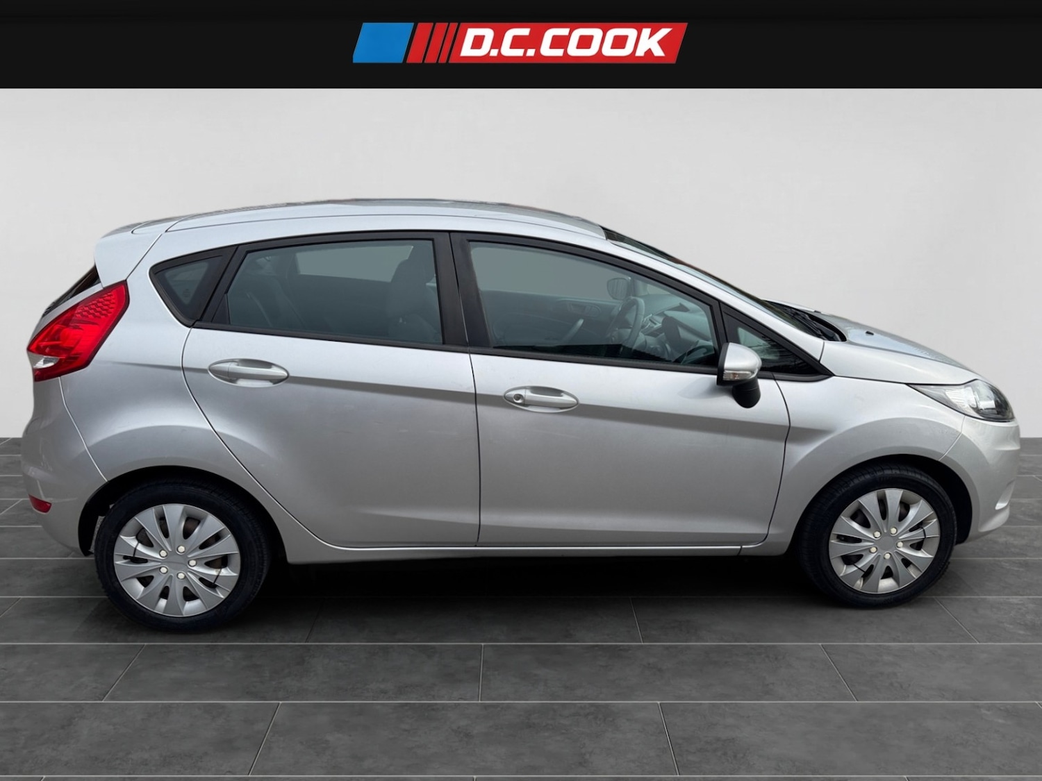 Used Ford Fiesta 2010 for sale - 78182883: Photo 6