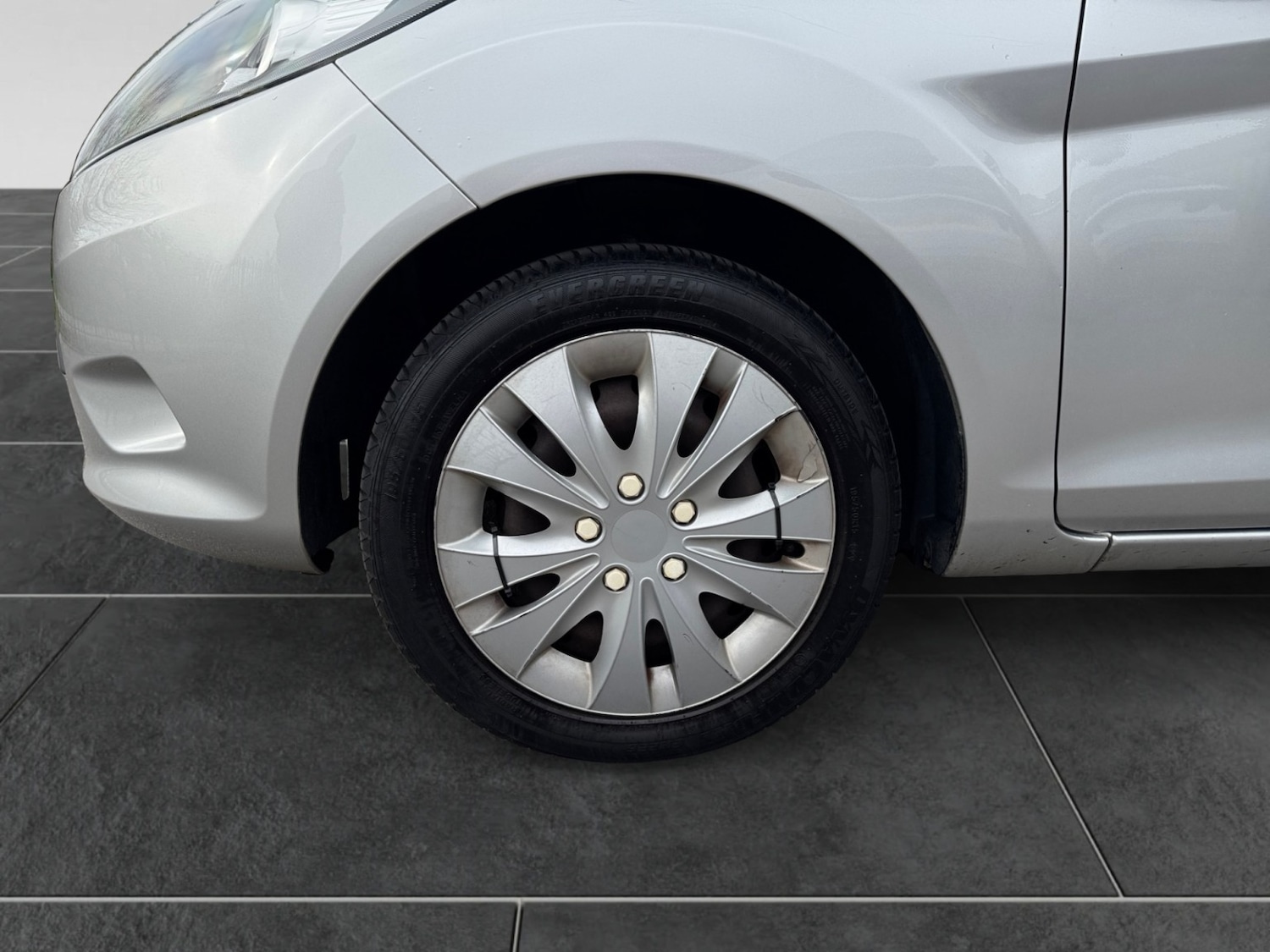 Used Ford Fiesta 2010 for sale - 78182883: Photo 9