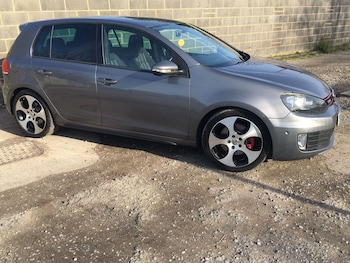 Used Volkswagen Golf 2010 for sale - 77778556: Photo