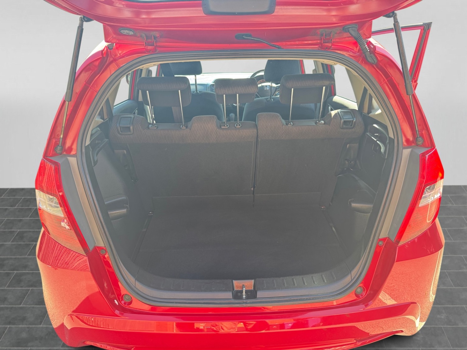 Used Honda Jazz 2011 for sale - 78168825: Photo 17