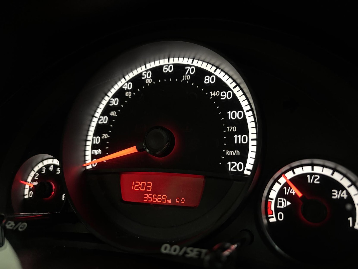 Used Volkswagen up! 2015 for sale - 77048027: Photo 19