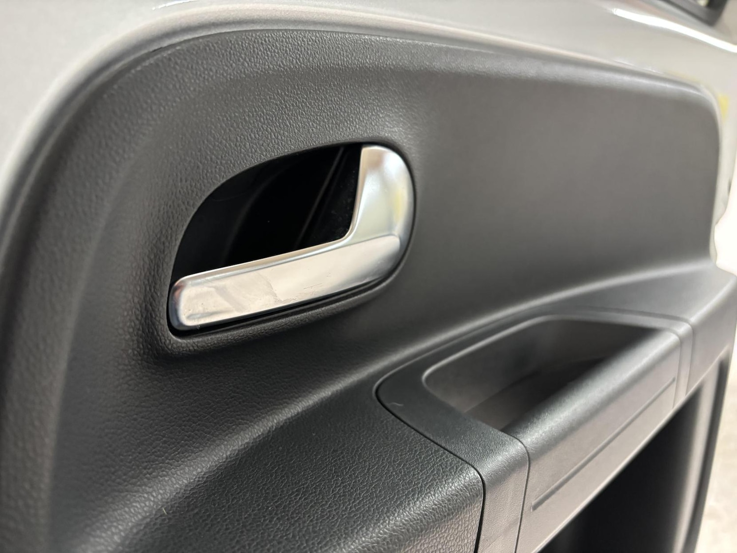 Used Volkswagen up! 2015 for sale - 77048027: Photo 32