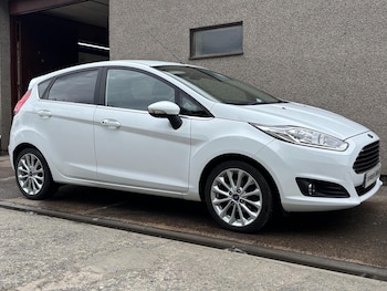 Used Ford Fiesta 2016 for sale - 78682128: Photo