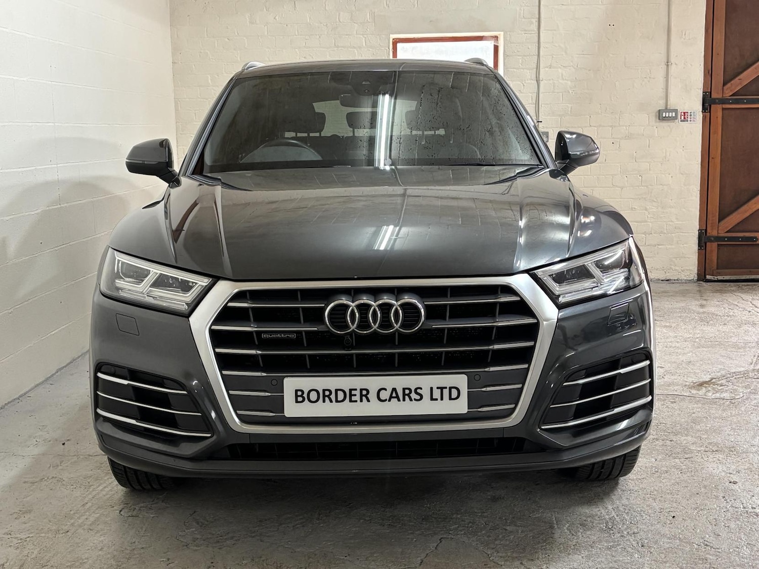 Used Audi Q5 2017 for sale - 77691072: Photo 2