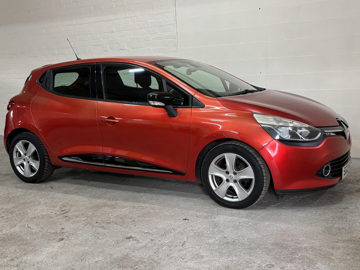 Used Renault Clio 2013 for sale - 77977378: Photo 10