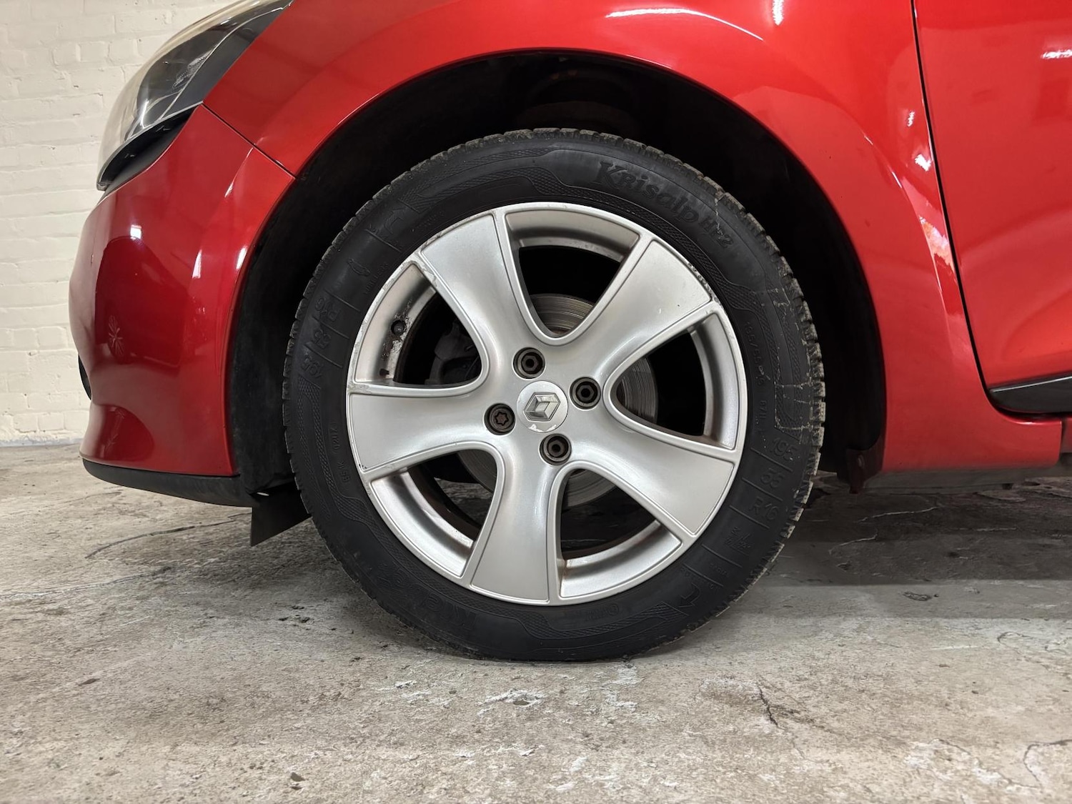 Used Renault Clio 2013 for sale - 77977378: Photo 11