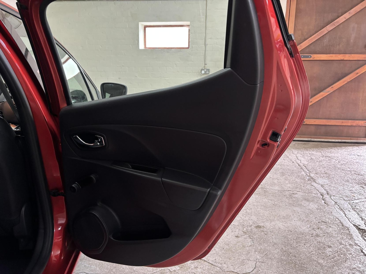 Used Renault Clio 2013 for sale - 77977378: Photo 18