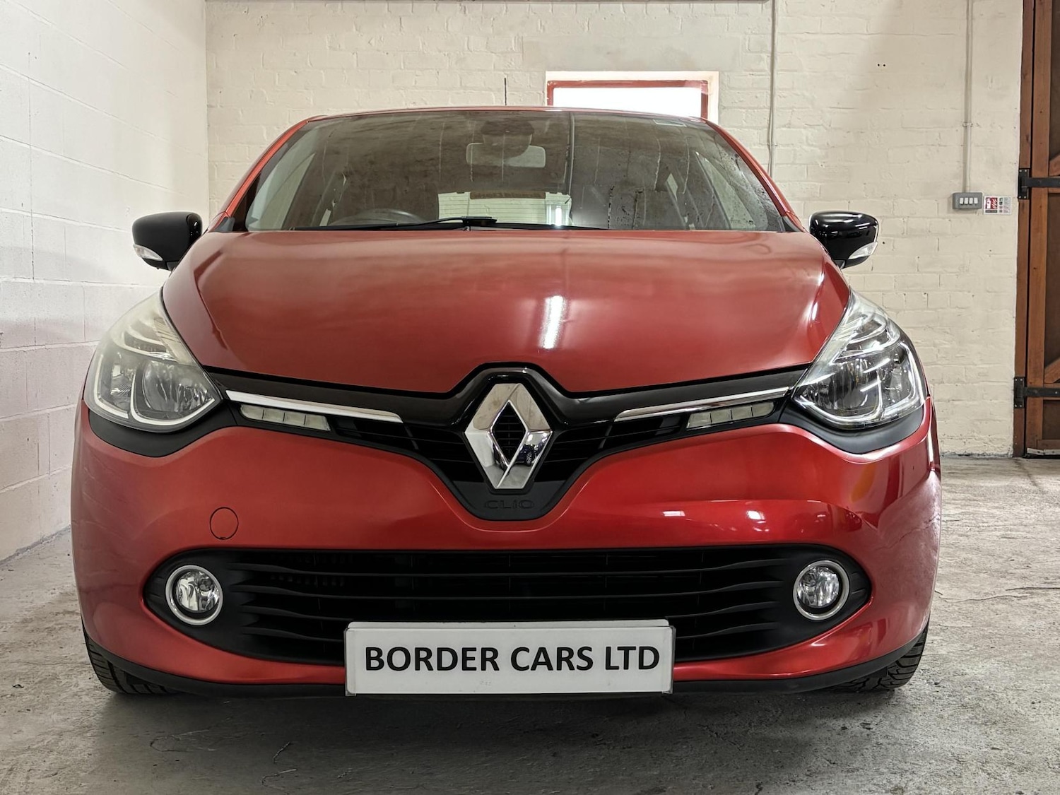 Used Renault Clio 2013 for sale - 77977378: Photo 3