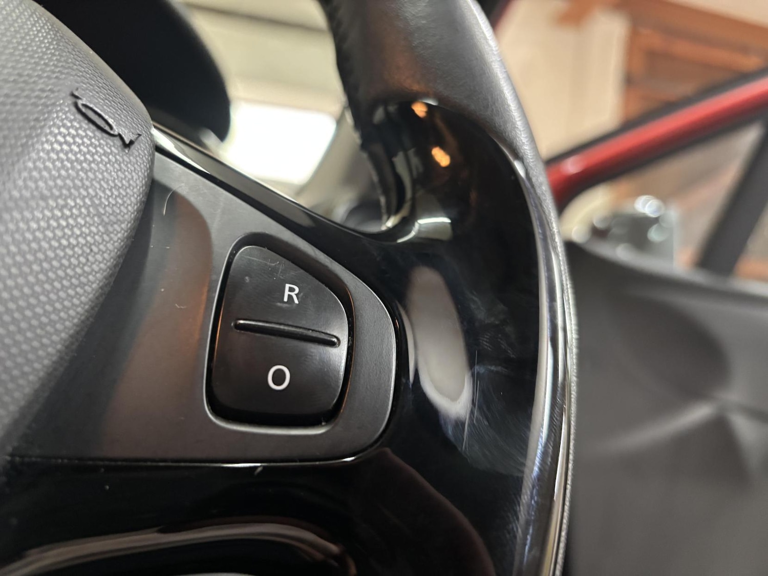 Used Renault Clio 2013 for sale - 77977378: Photo 37