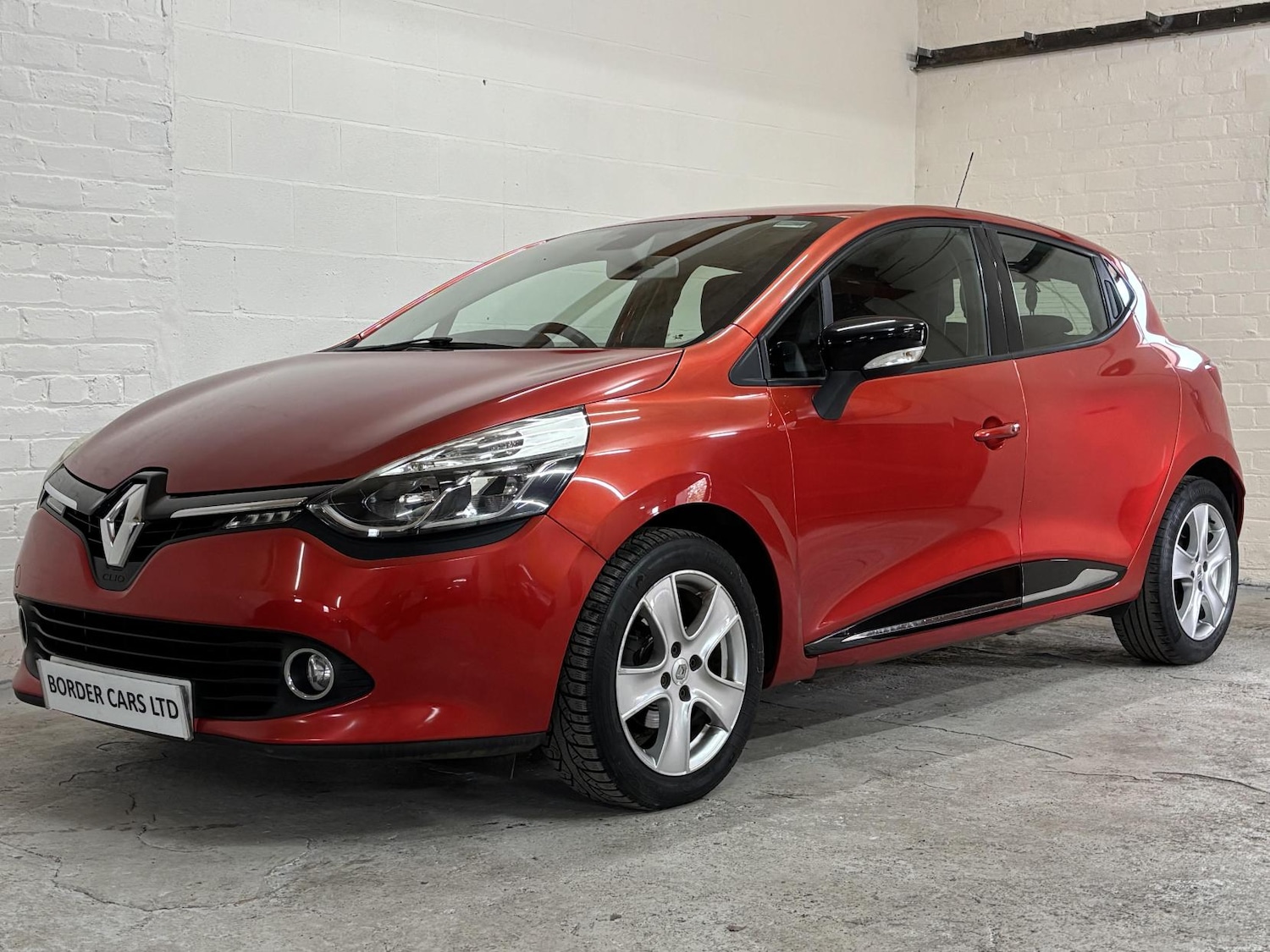 Used Renault Clio 2013 for sale - 77977378: Photo 4
