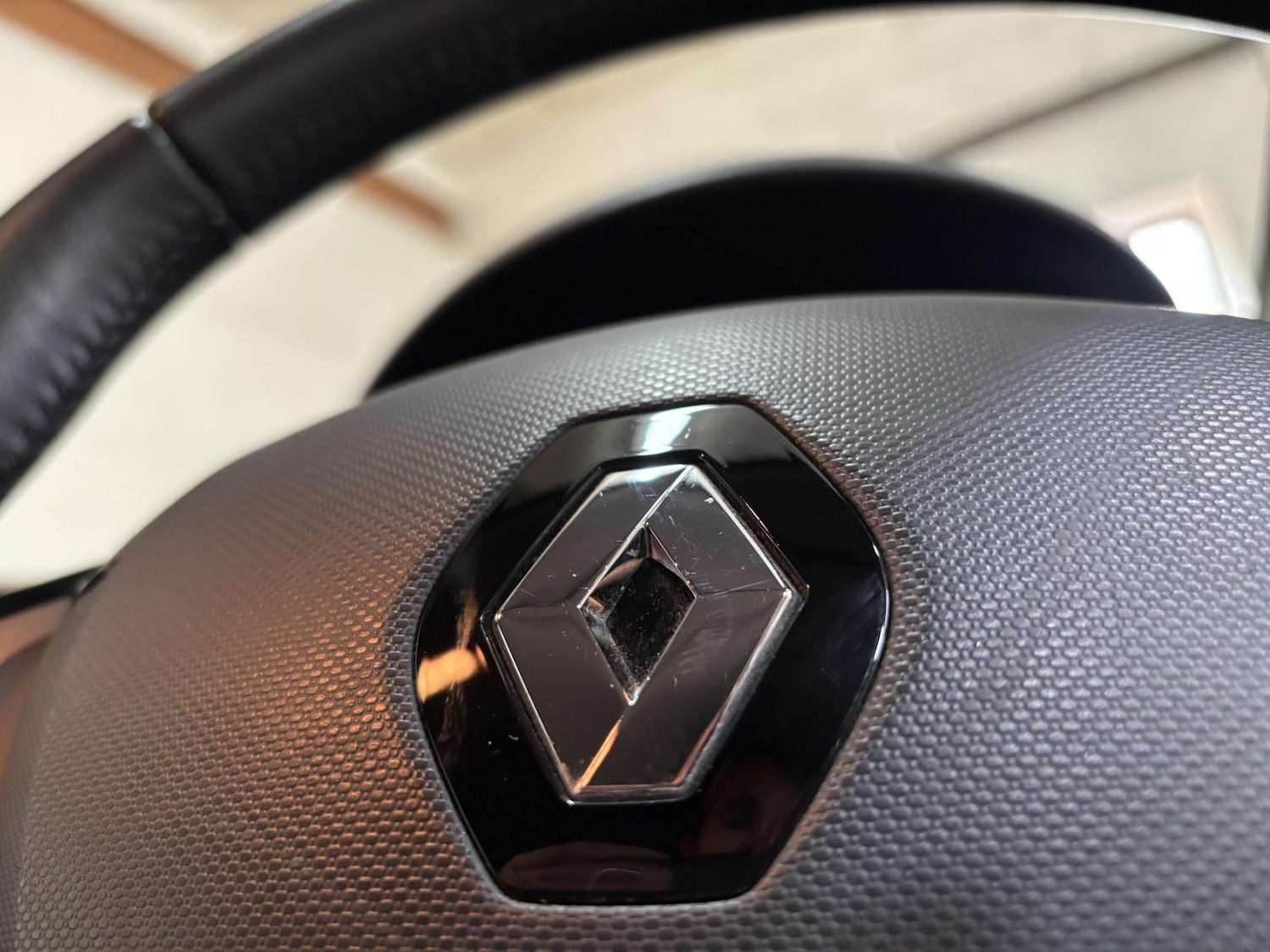 Used Renault Clio 2013 for sale - 77977378: Photo 48