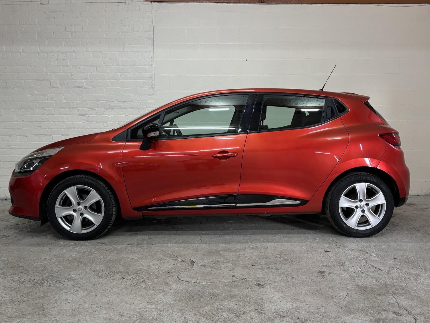 Used Renault Clio 2013 for sale - 77977378: Photo 5