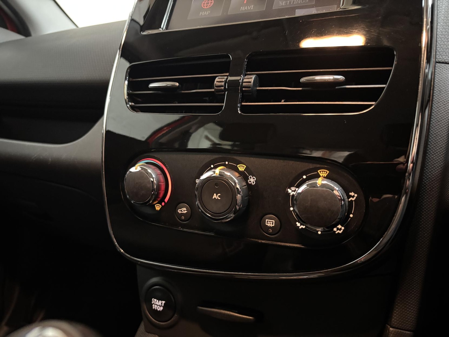 Used Renault Clio 2013 for sale - 77977378: Photo 56