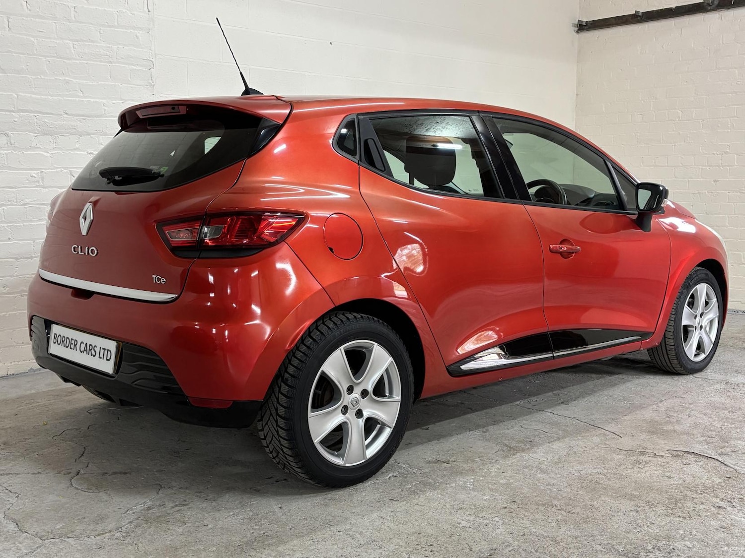 Used Renault Clio 2013 for sale - 77977378: Photo 8