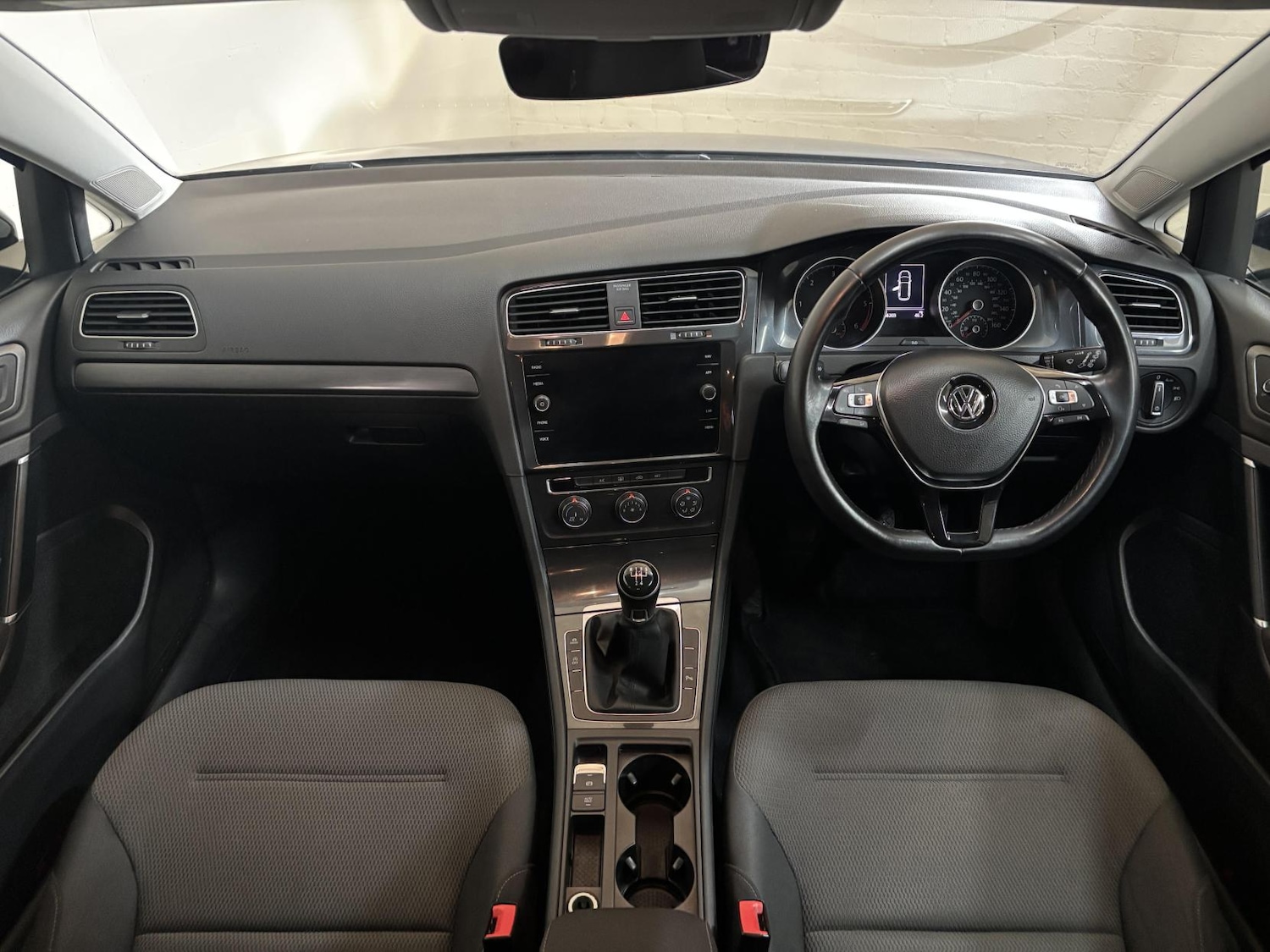 Used Volkswagen Golf 2018 for sale - 77975662: Photo 27