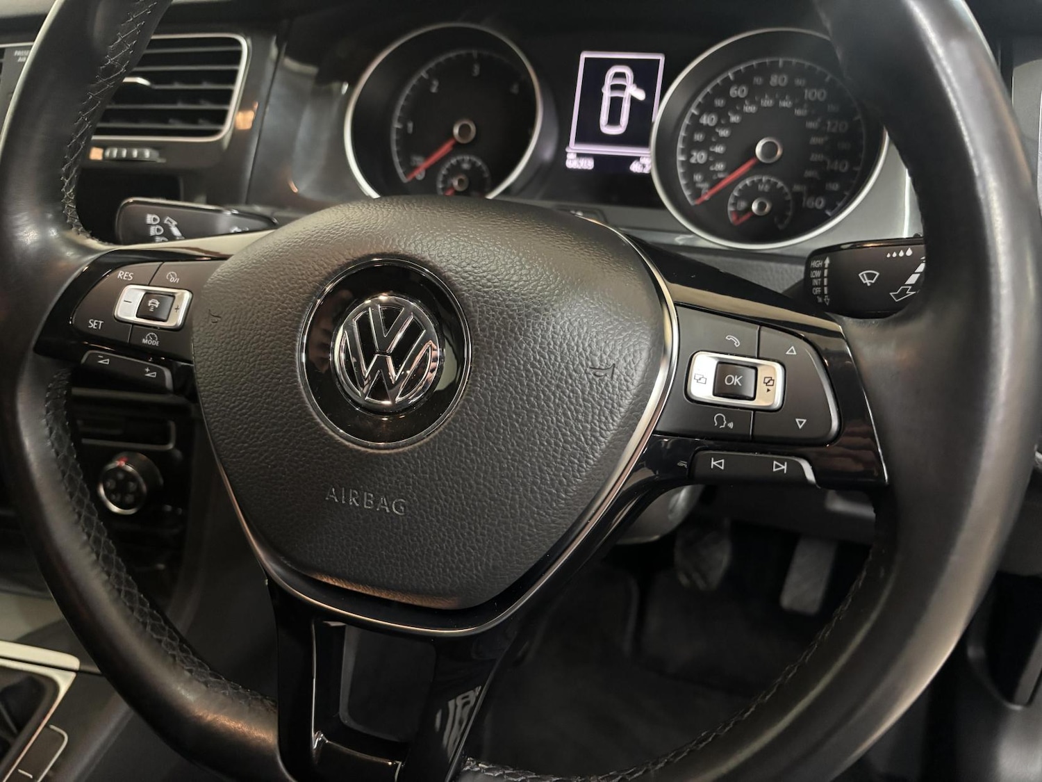 Used Volkswagen Golf 2018 for sale - 77975662: Photo 42