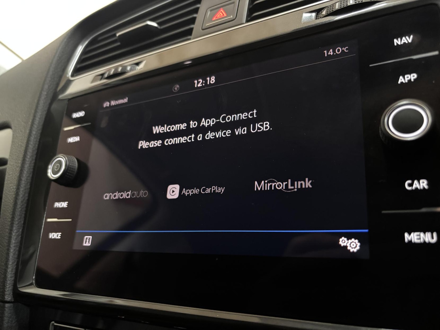 Used Volkswagen Golf 2018 for sale - 77975662: Photo 53