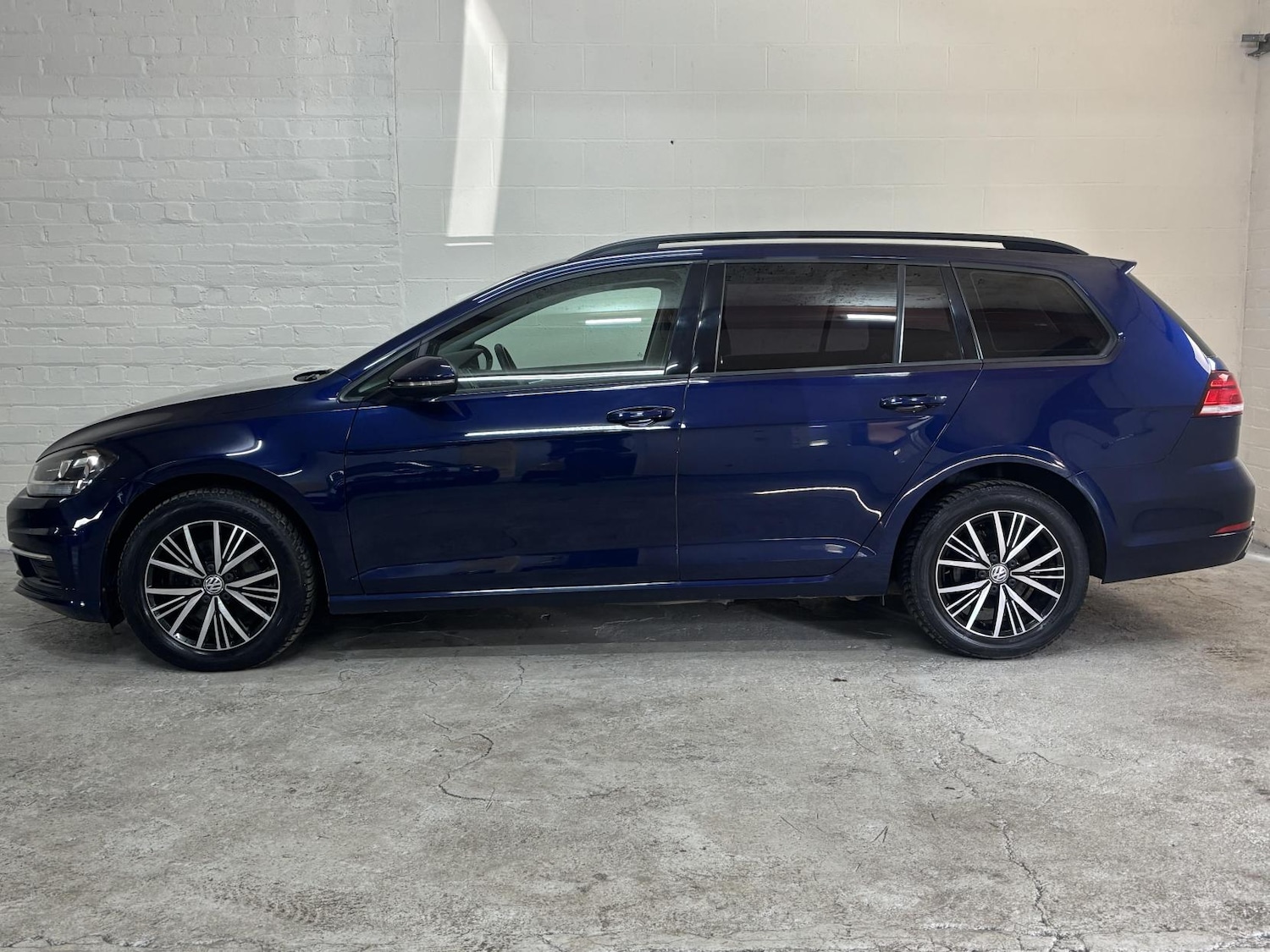Used Volkswagen Golf 2018 for sale - 77975662: Photo 6