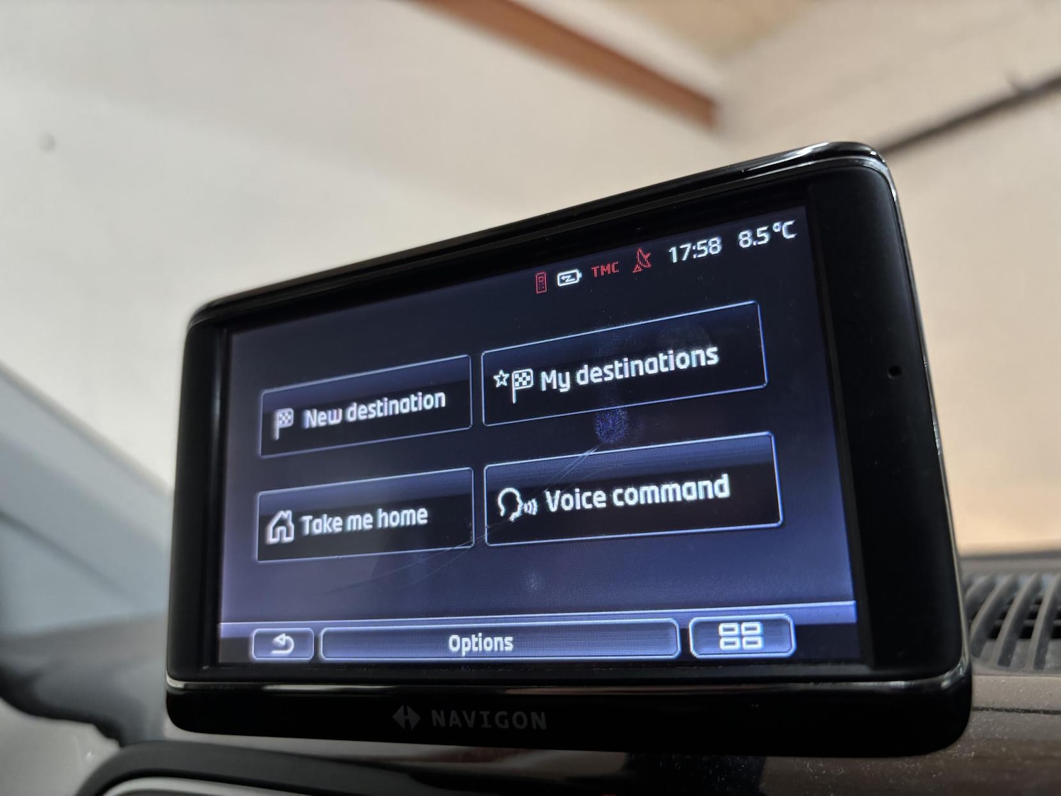 Used Volkswagen up! 2013 for sale - 77798717: Photo 6