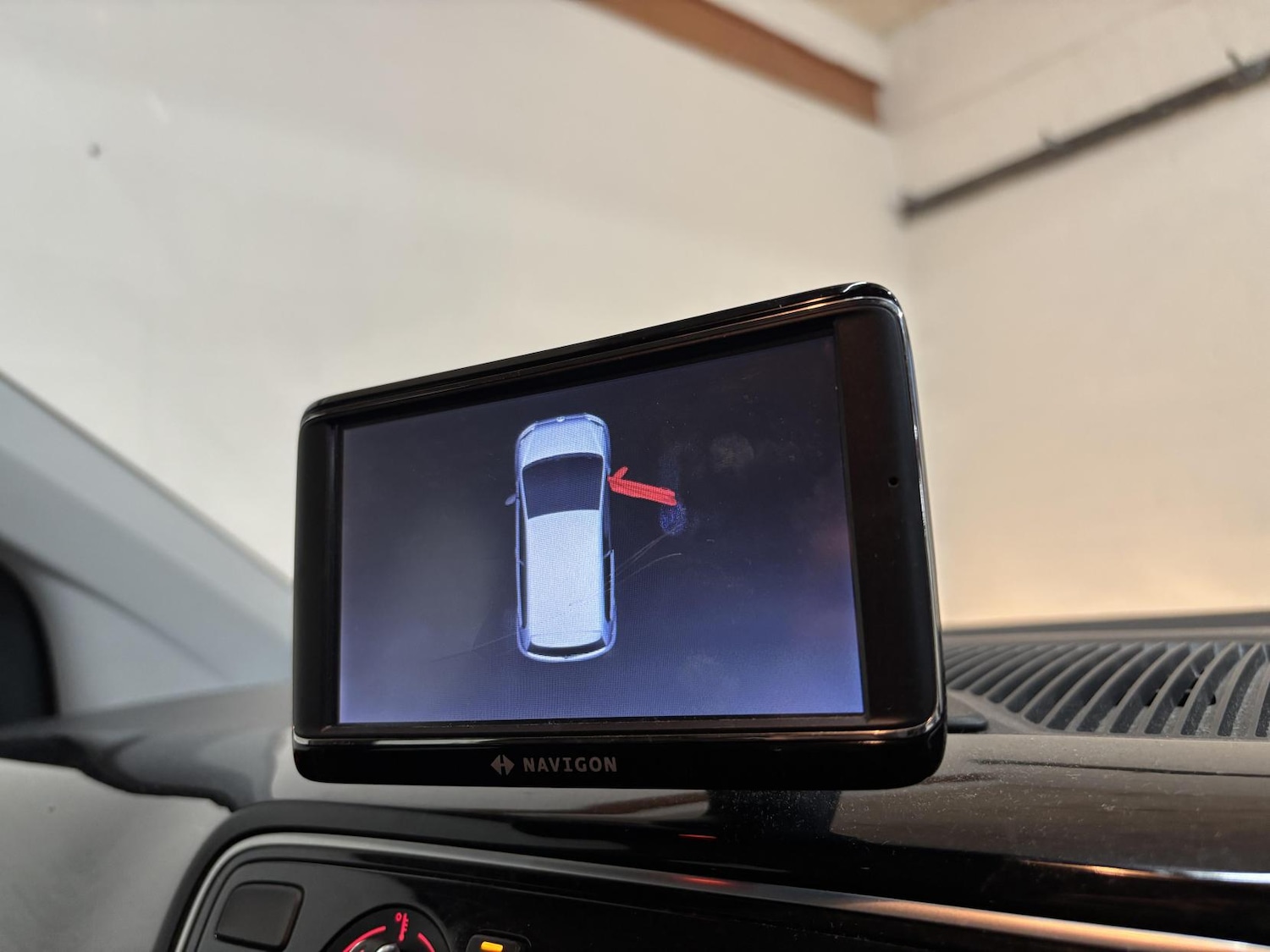 Used Volkswagen up! 2013 for sale - 77798717: Photo 8