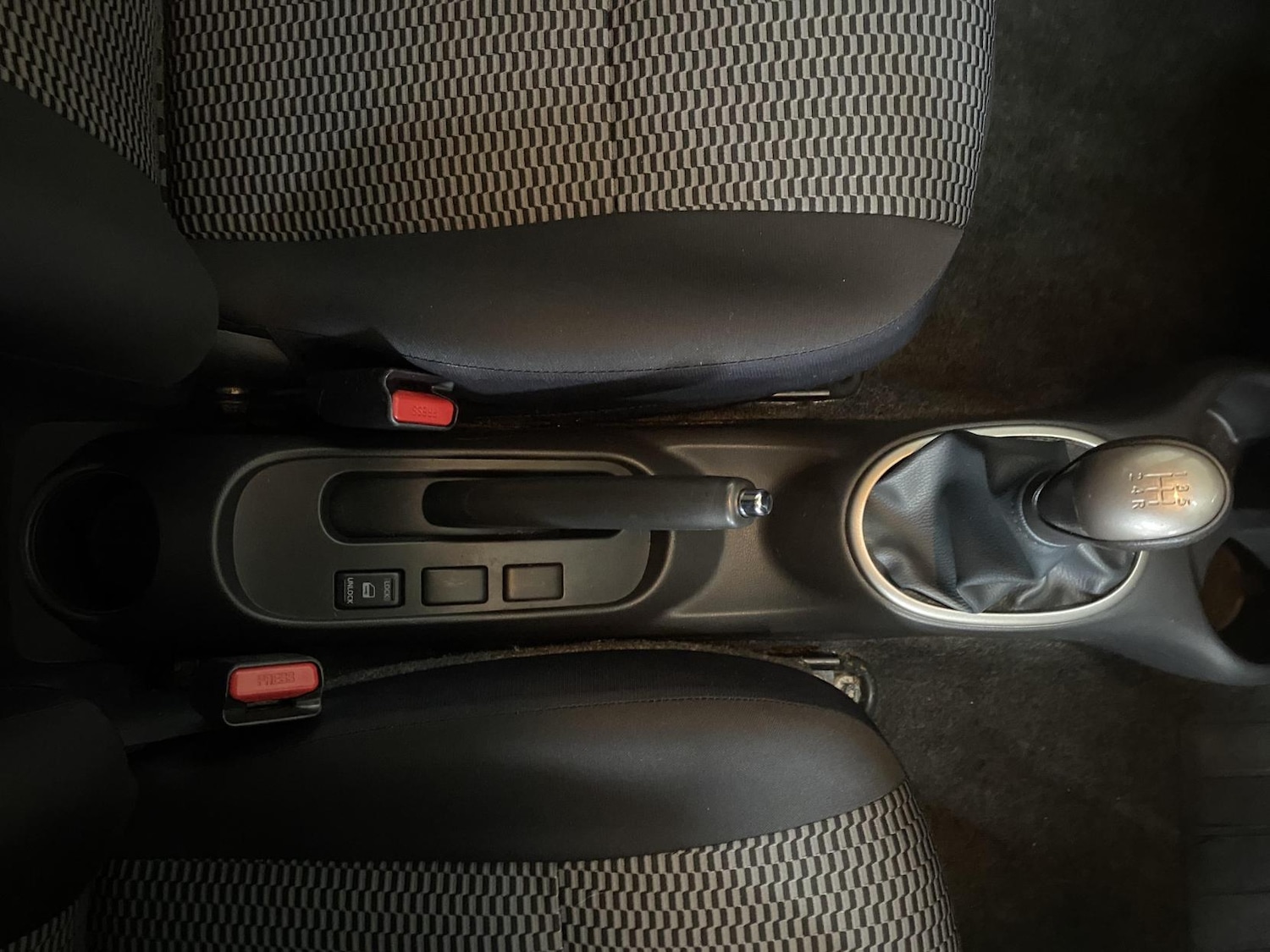 Used Nissan Micra 2014 for sale - 76850578: Photo 32