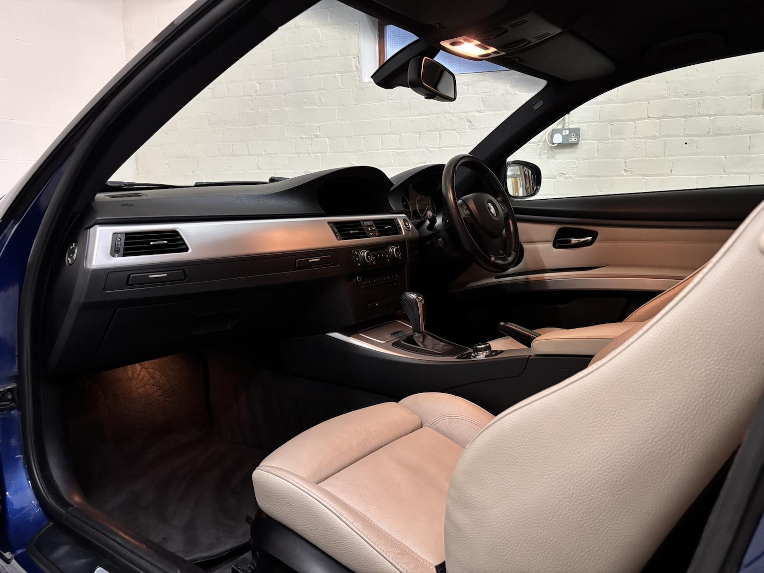 Used BMW 3 Series 2012 for sale - 76850575: Photo 28