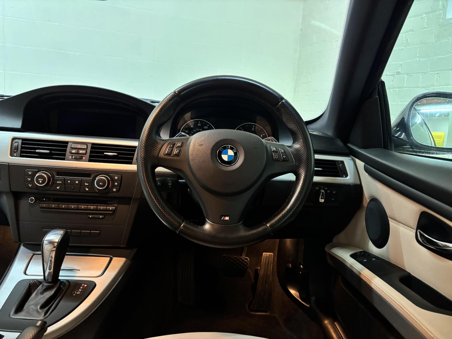 Used BMW 3 Series 2012 for sale - 76850575: Photo 35