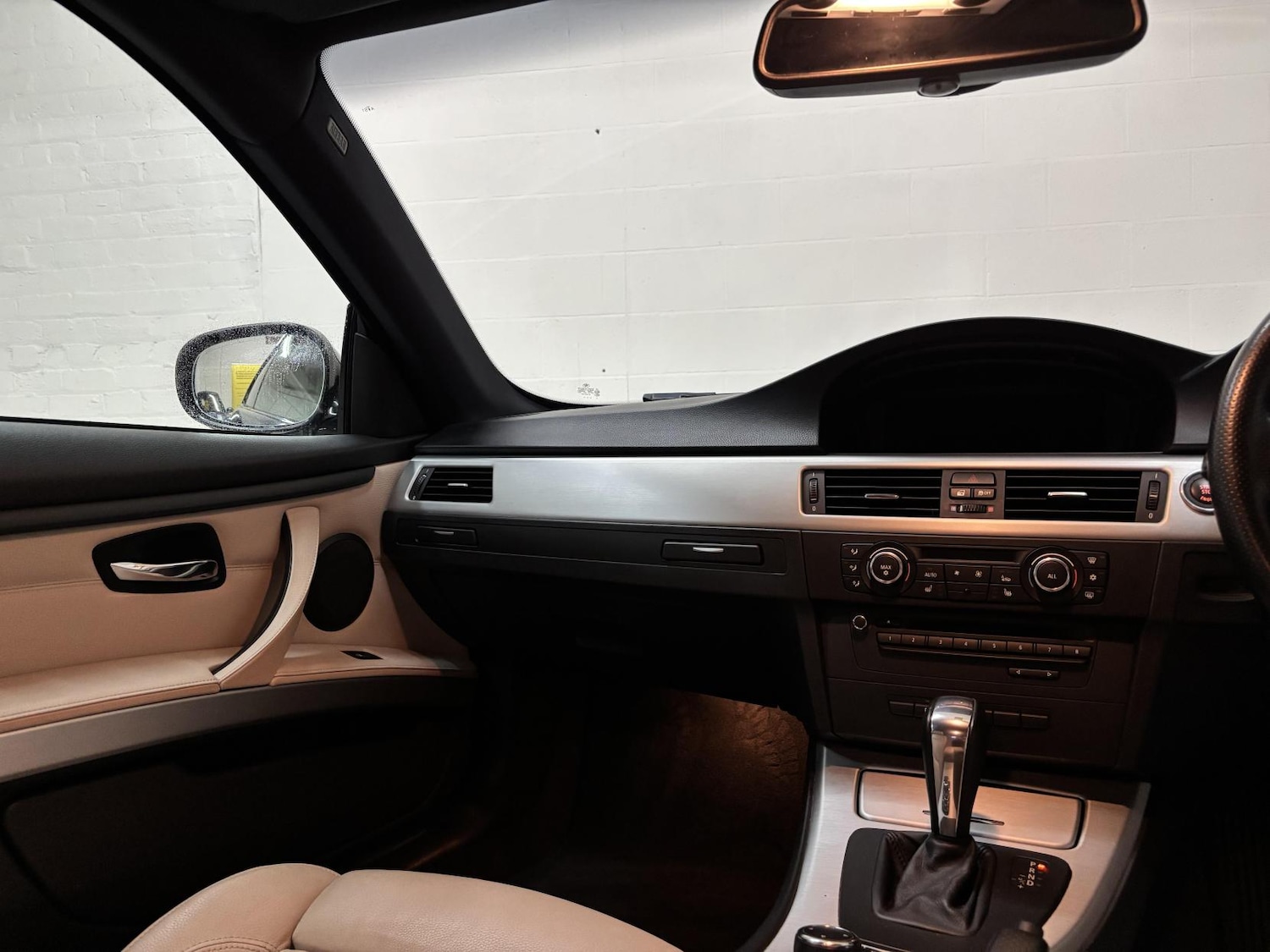 Used BMW 3 Series 2012 for sale - 76850575: Photo 37