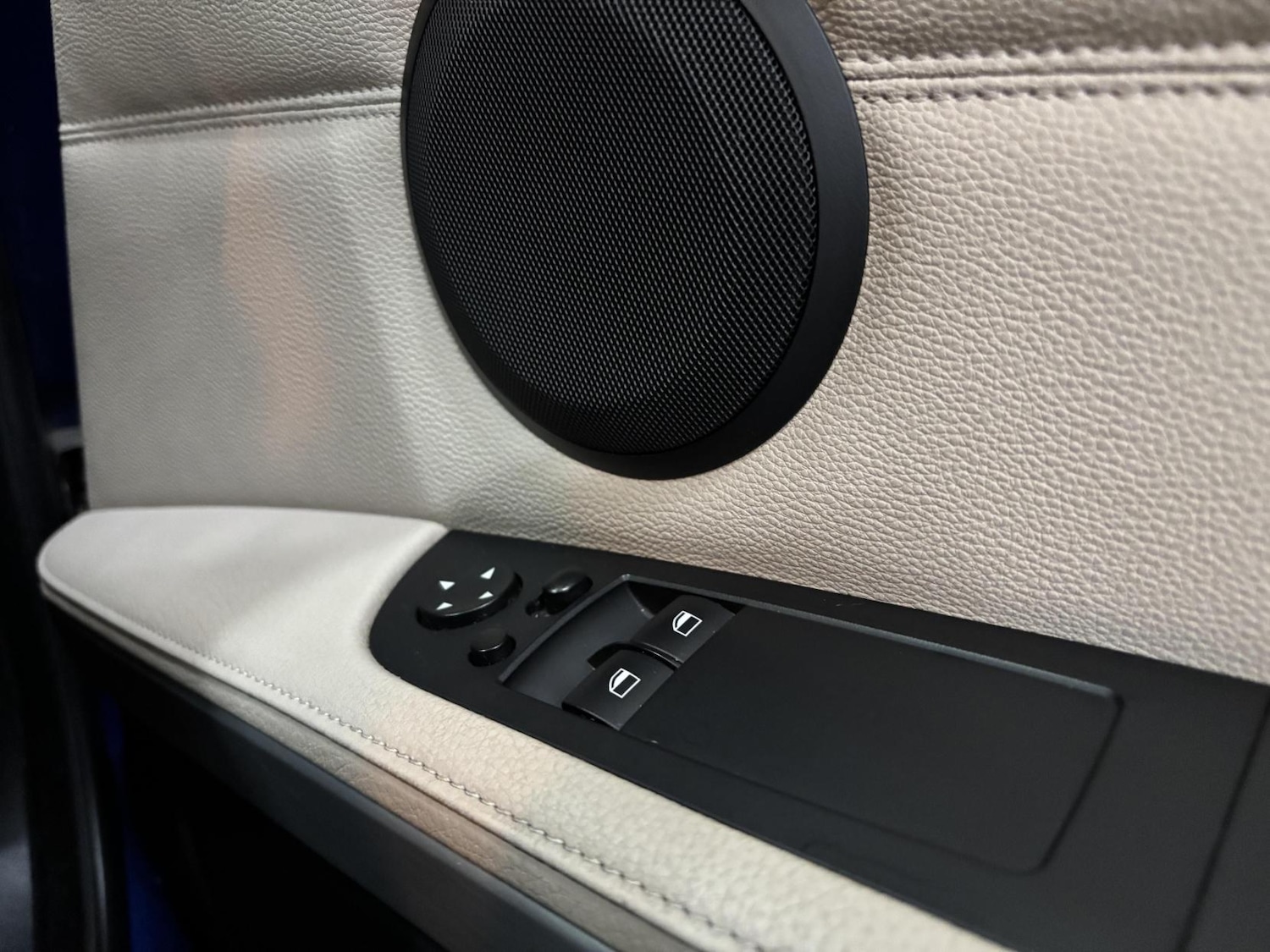 Used BMW 3 Series 2012 for sale - 76850575: Photo 40