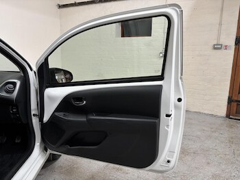 Used Peugeot 108 2016 for sale - 77228522: Photo