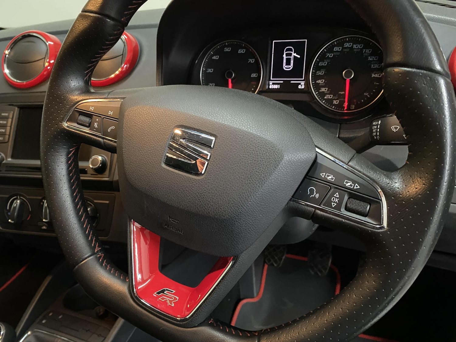 Used SEAT Ibiza 2017 for sale - 76850571: Photo 28