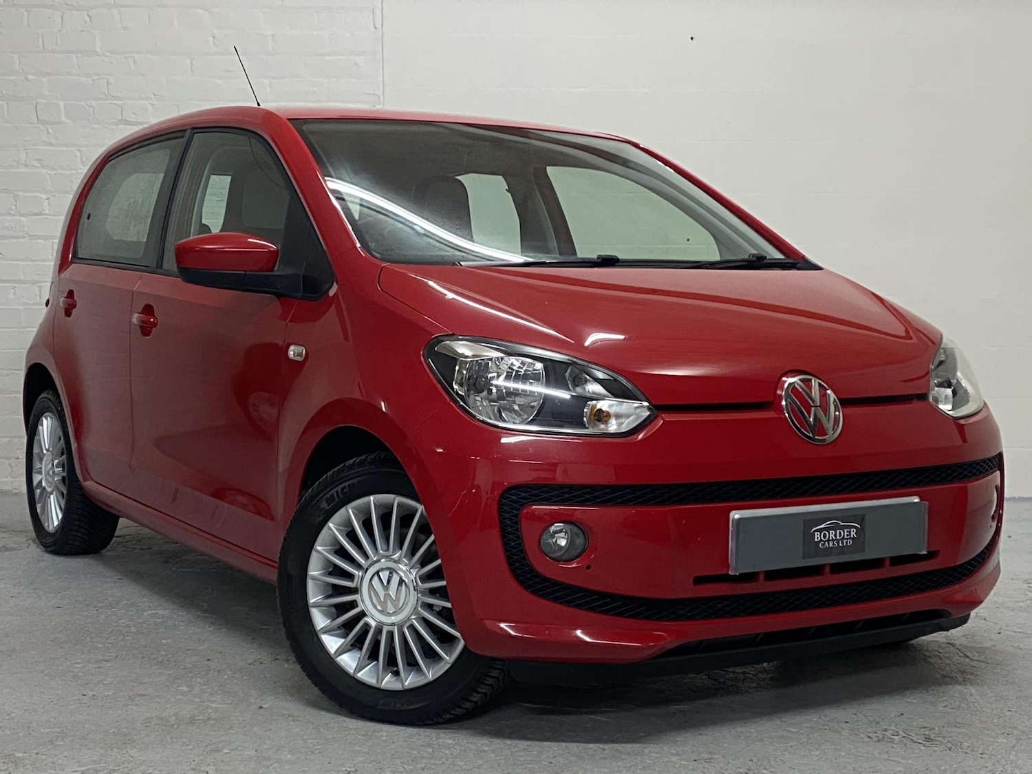 Used Volkswagen up! 2013 for sale - 76850573: Photo 1