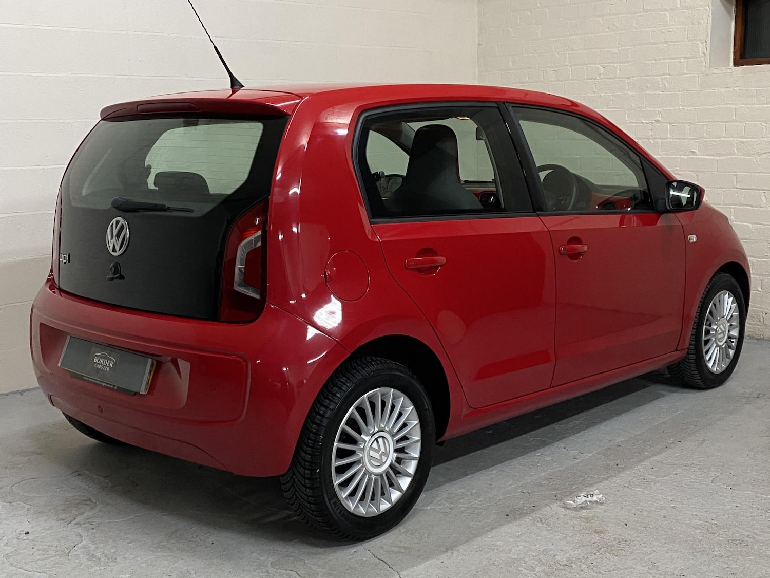 Used Volkswagen up! 2013 for sale - 76850573: Photo 11