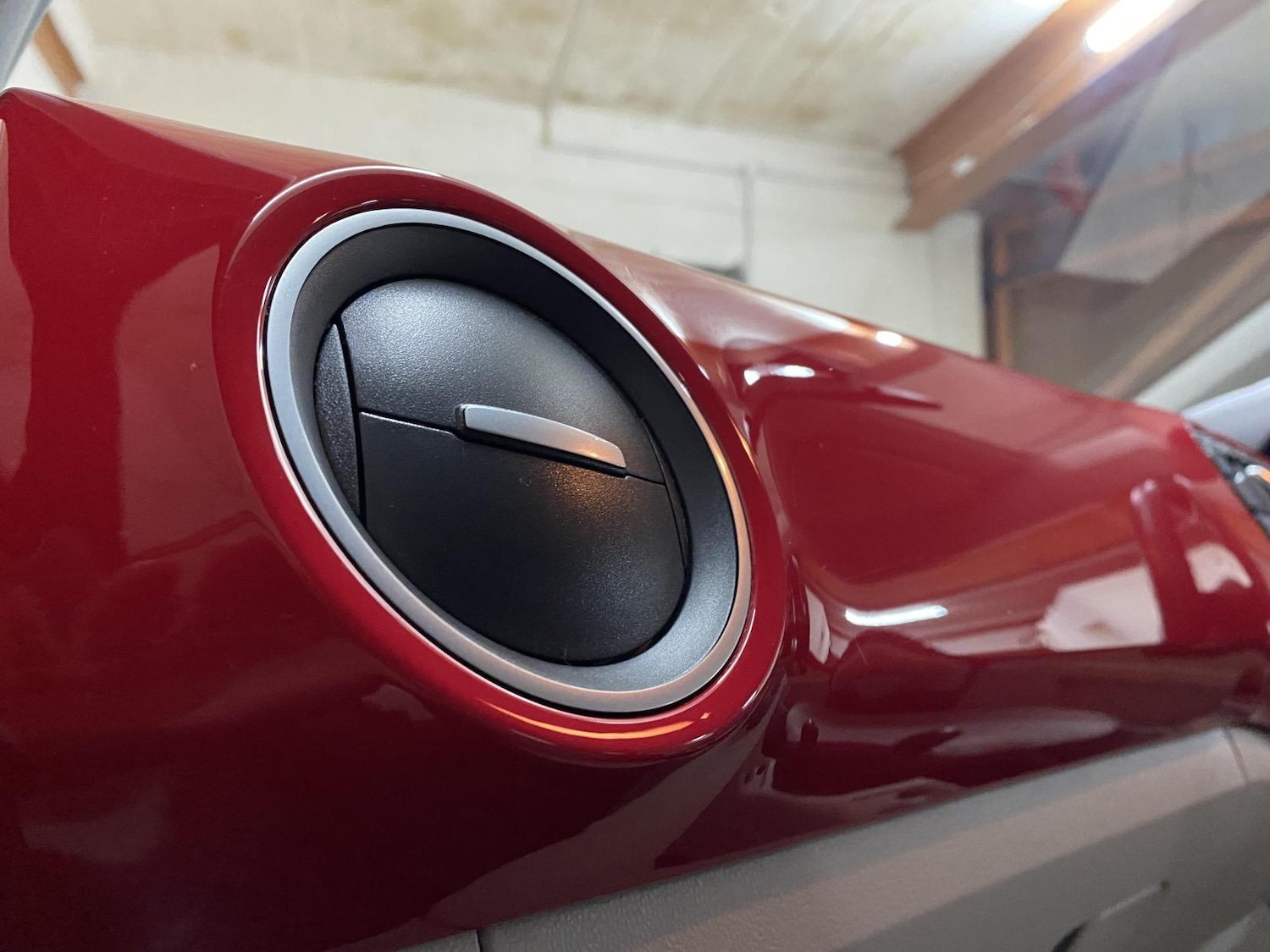 Used Volkswagen up! 2013 for sale - 76850573: Photo 24