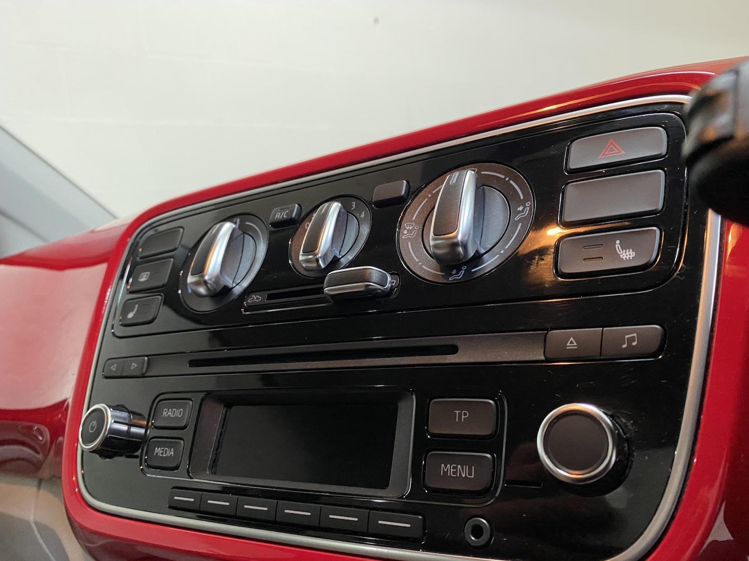 Used Volkswagen up! 2013 for sale - 76850573: Photo 36