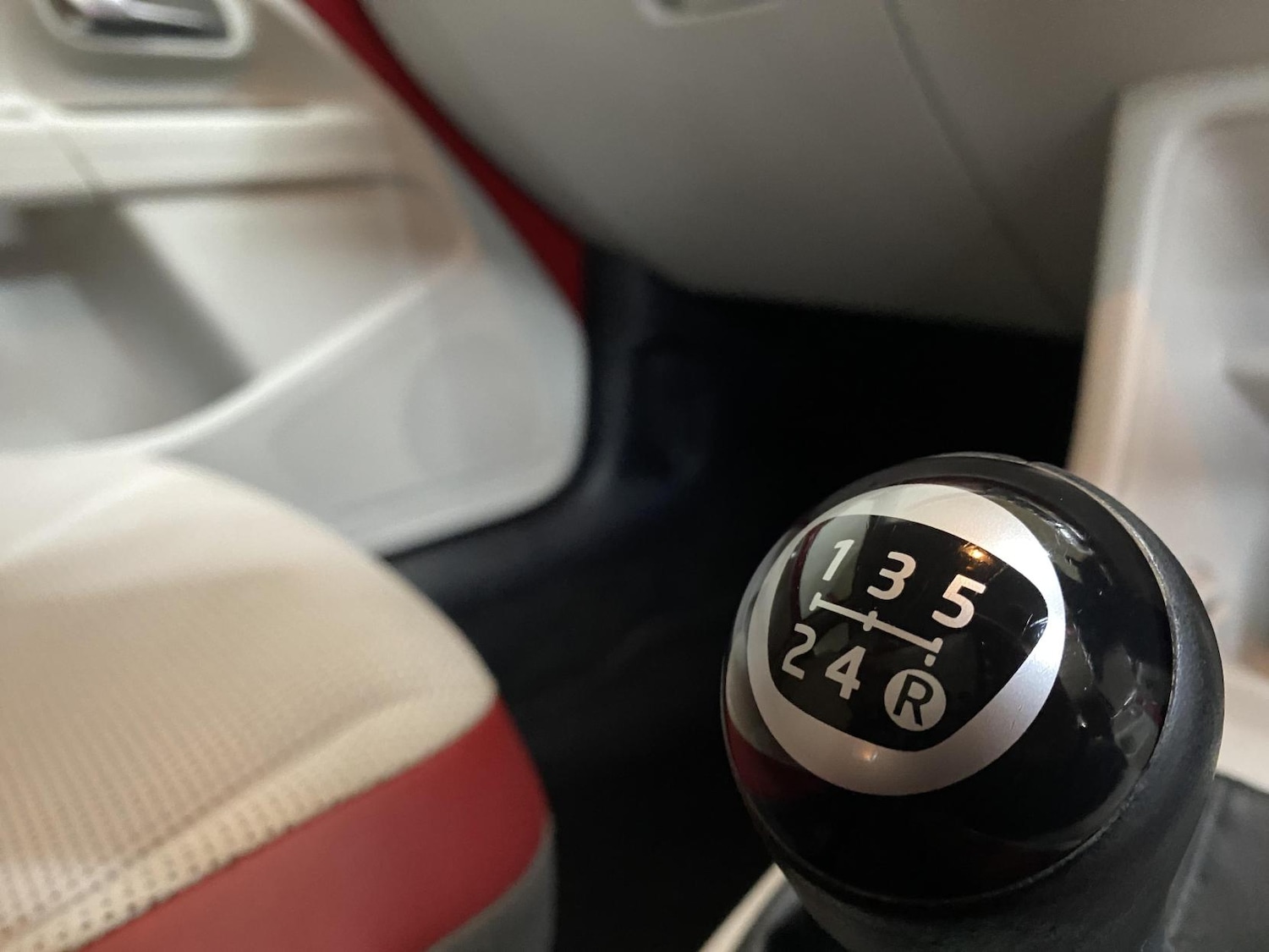 Used Volkswagen up! 2013 for sale - 76850573: Photo 39