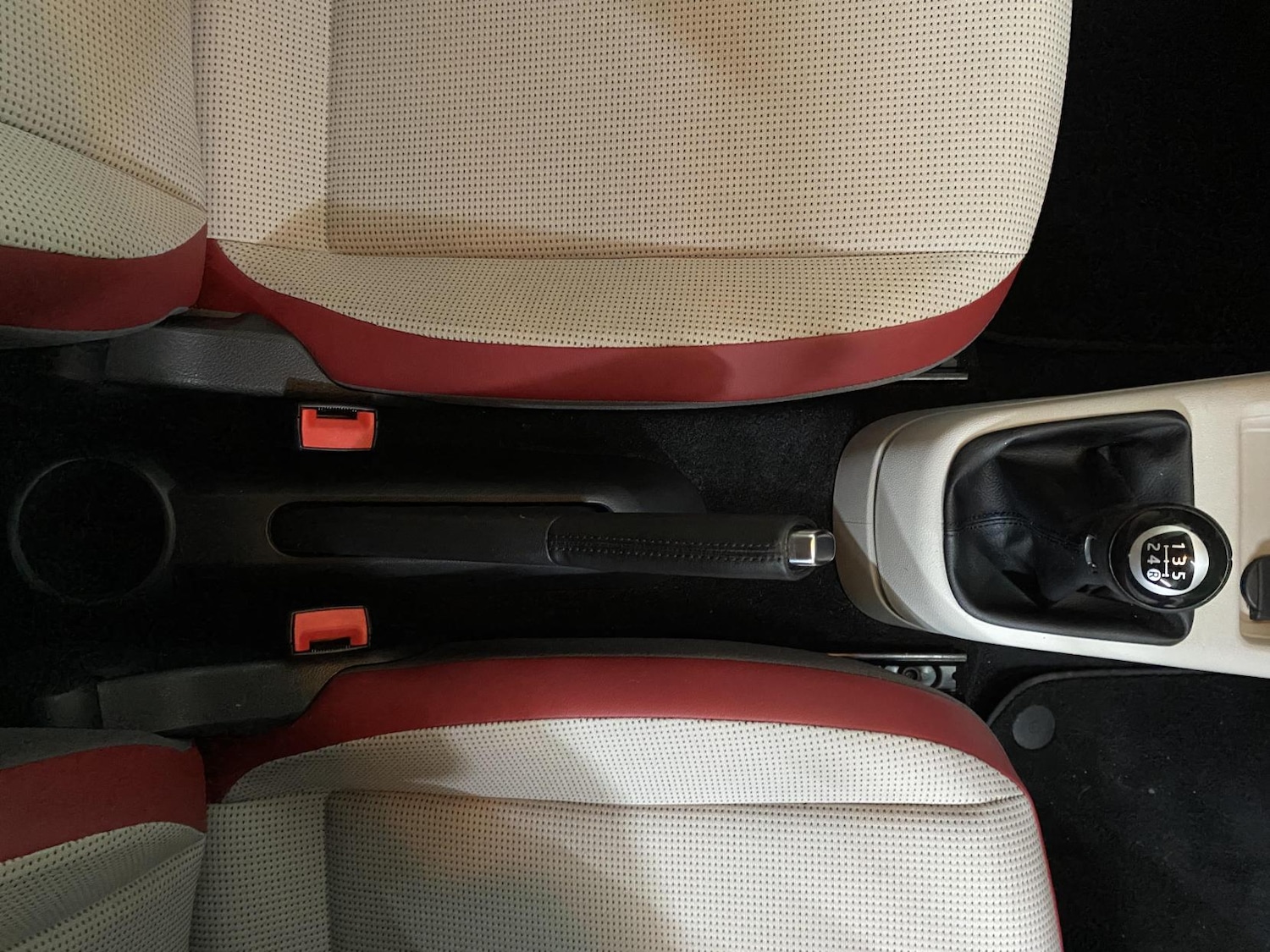 Used Volkswagen up! 2013 for sale - 76850573: Photo 40