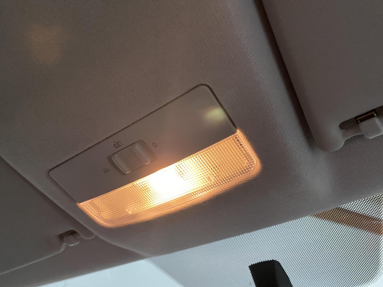 Used Volkswagen up! 2013 for sale - 76850573: Photo 41