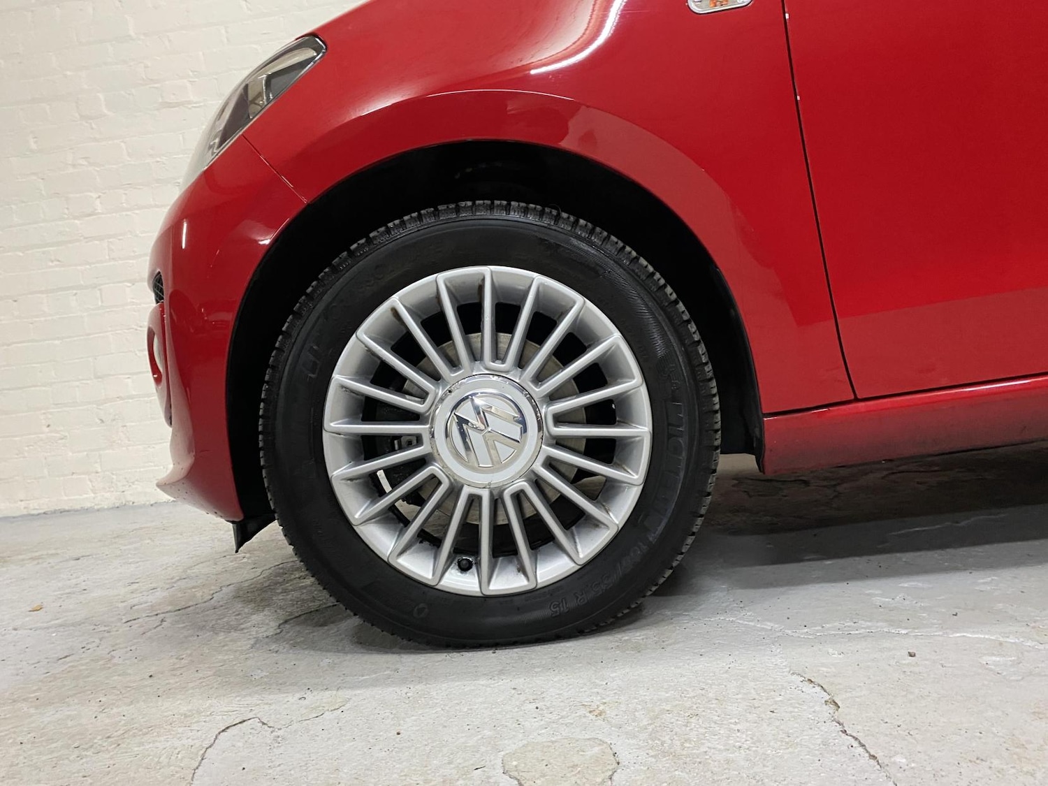 Used Volkswagen up! 2013 for sale - 76850573: Photo 6